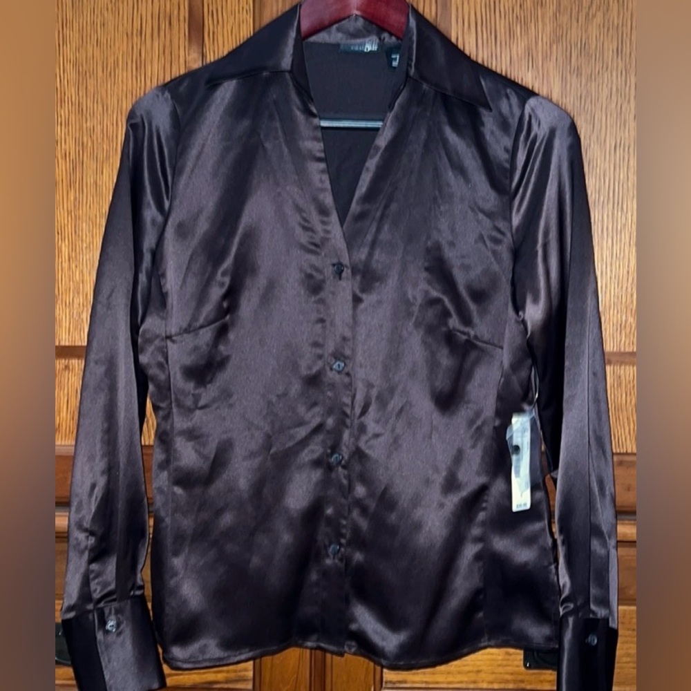 NWT East 5th Liquid Satin Button Down Classic Collared Blouse Office 90s VTG